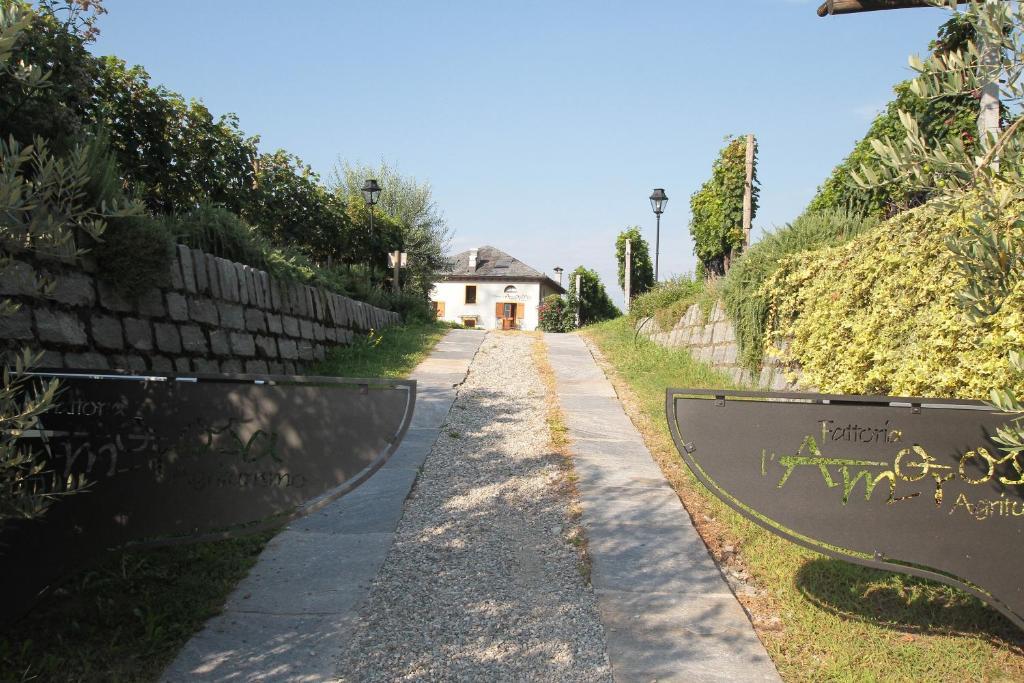 Fattoria L'Amorosa Sementina 외부 사진